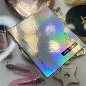 Lethal Cosmetics Wavelength highlighter in scatter (lavender)